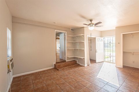 Tiny photo for 6405 Torres ST, Austin, TX 78741 (MLS # 4465838)