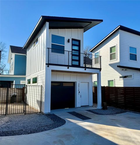 Photo of 3919 E 16th #1 ST, Austin, TX 78721 (MLS # 3694678)