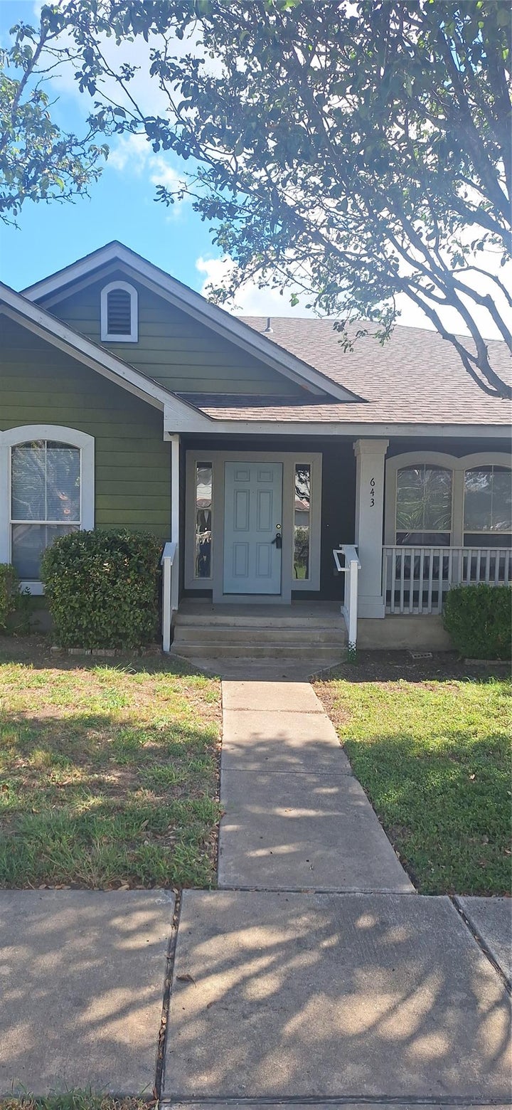 Photo 1 of 15 — 643 Hogan, Kyle, TX 78640