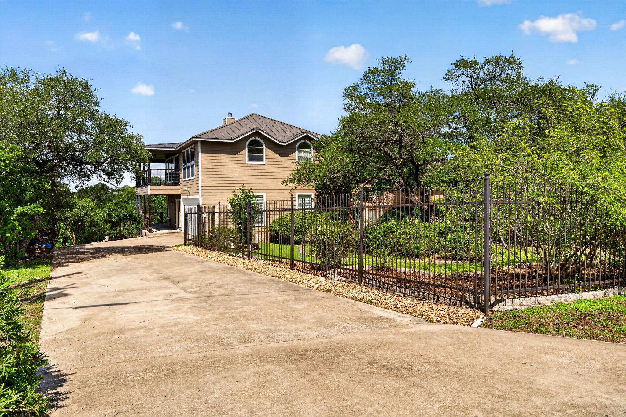 1130 Canyon Springs DR