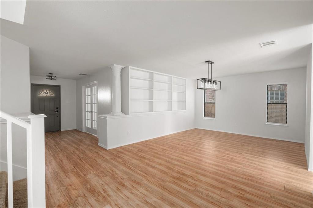 1179 Forest Bluff TRL