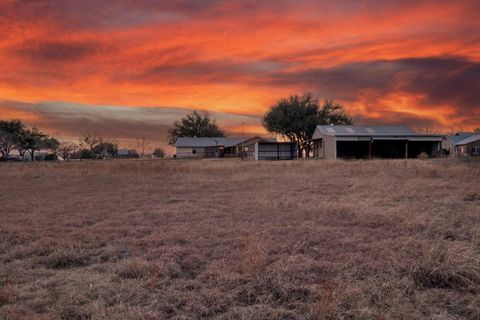 A home in Taylor