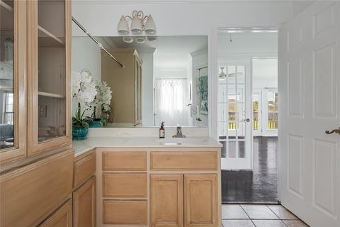 Tiny photo for 18503 Champions CIR, Point Venture, TX 78645 (MLS # 2462917)