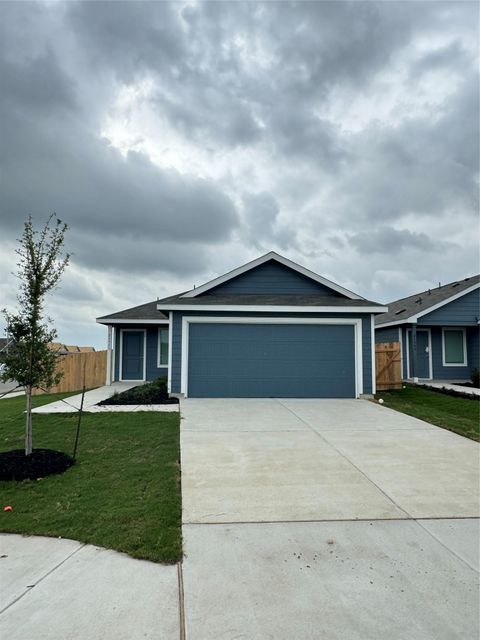 23553 Iron Lantern WAY Elgin TX 78621