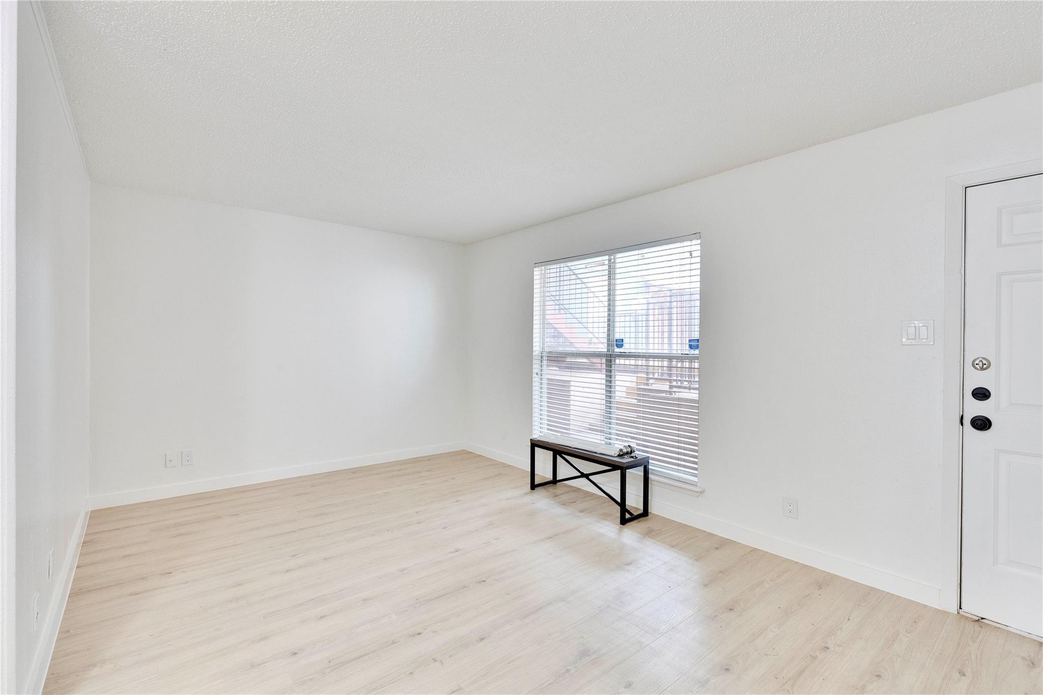 2314 Parker LN 12