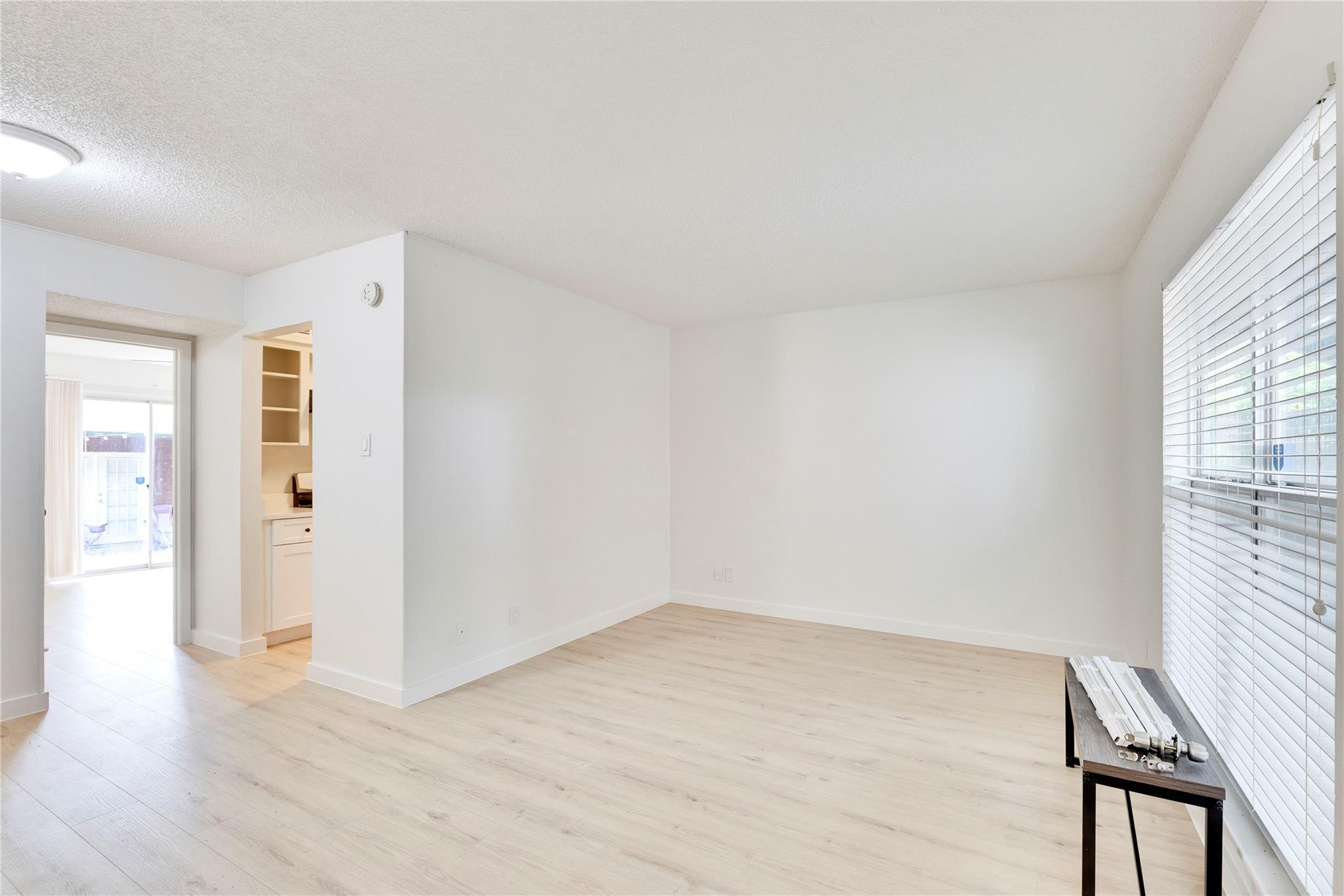 2314 Parker LN 12