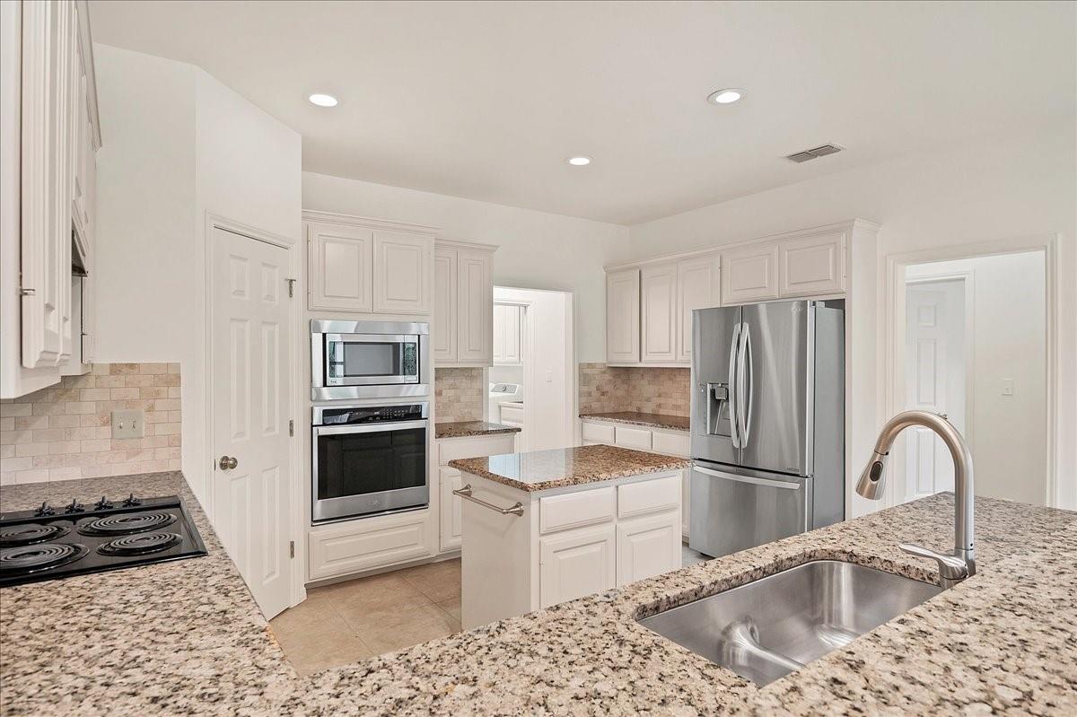 136 Clubhouse DR