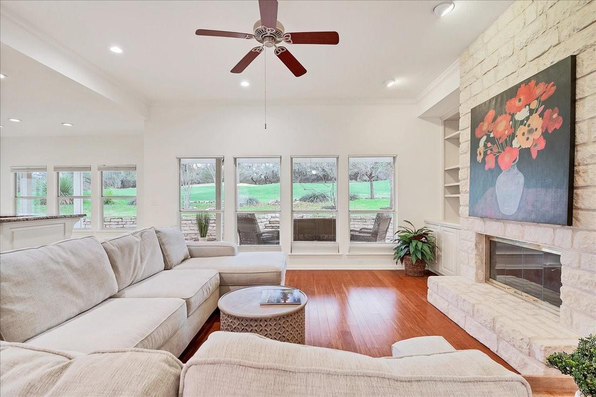 136 Clubhouse DR