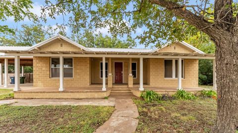 406 E Graves ST Burnet TX 78611