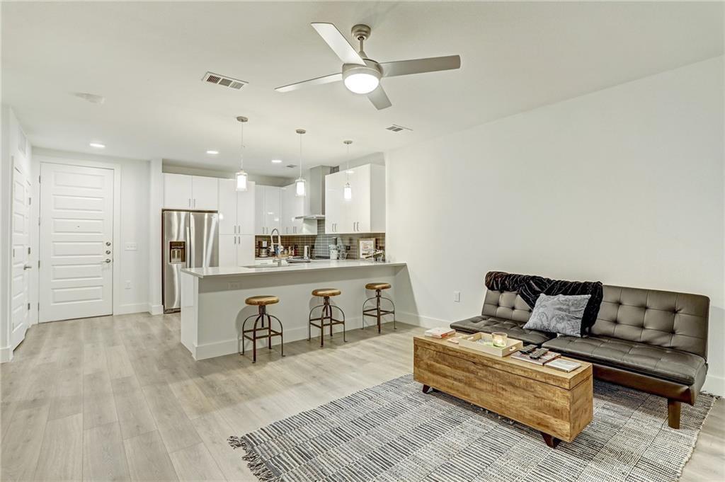 2213 Poquito ST 101