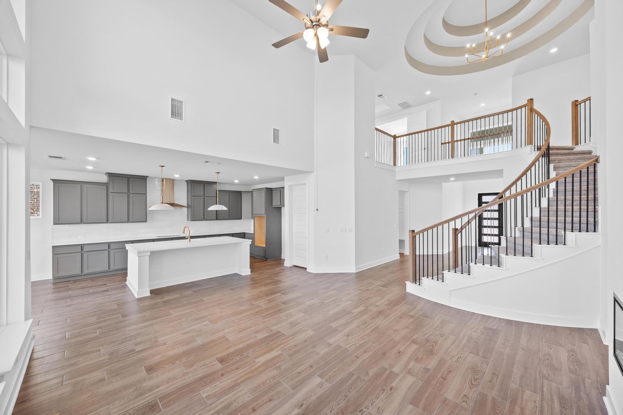 320 Buckaroo DR