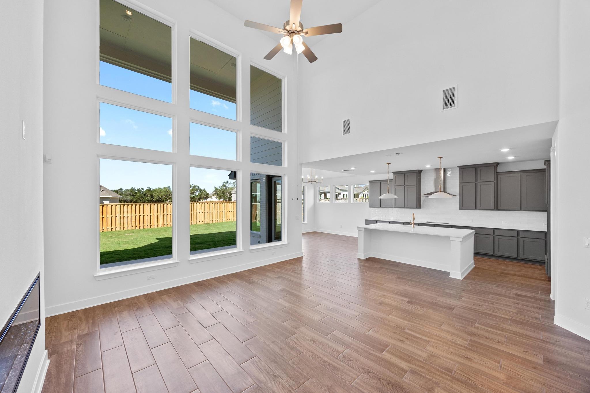 320 Buckaroo DR