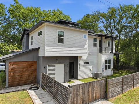 Tiny photo for 3304 E 17th ST #B, Austin, TX 78721 (MLS # 1978339)