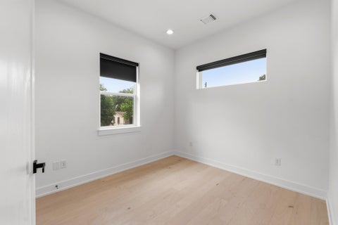 Tiny photo for 3304 E 17th ST #B, Austin, TX 78721 (MLS # 1978339)