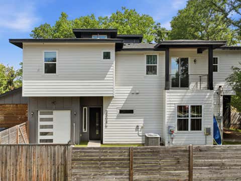 Photo of 3304 E 17th ST #B, Austin, TX 78721 (MLS # 1978339)