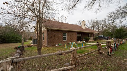 191 Clydesdale DR Dale TX 78616