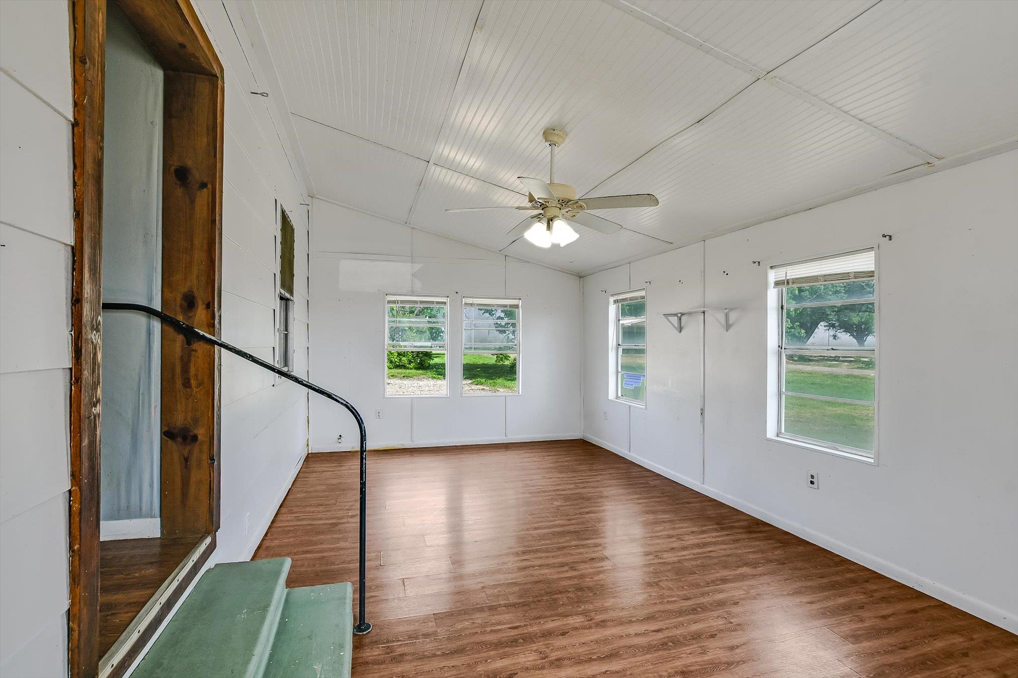 3707 Atkins RD