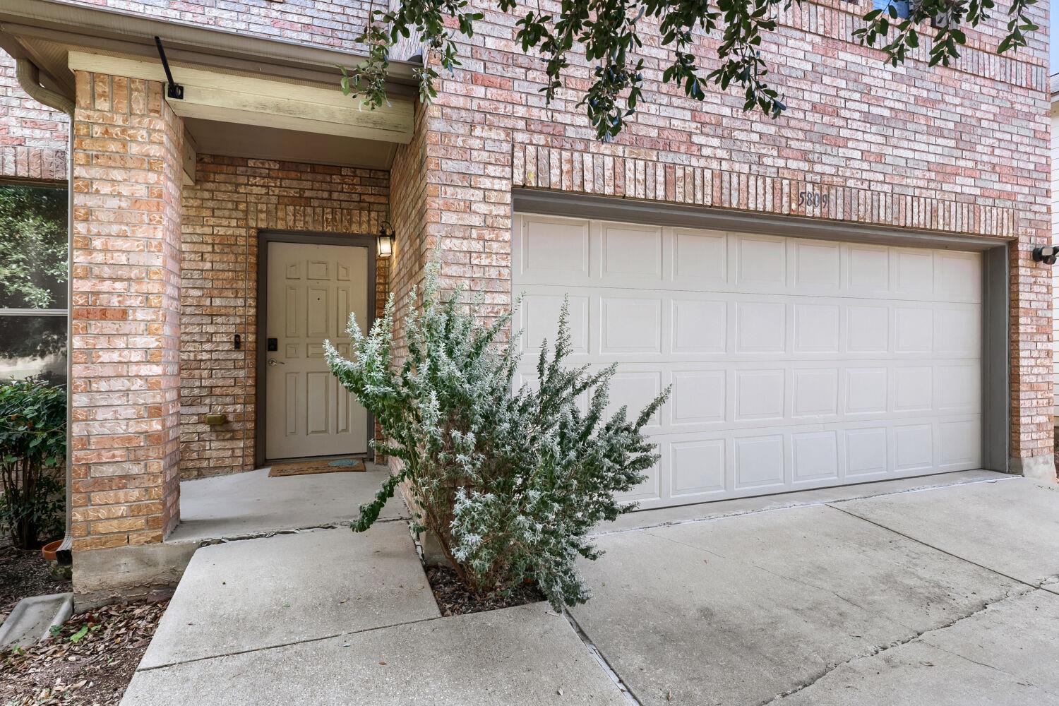 5809 Alomar CV