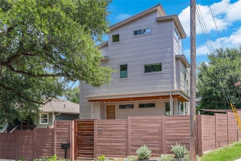 Tiny photo for 2201 E 9th ST, Austin, TX 78702 (MLS # 9098445)