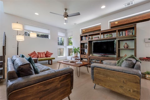 Tiny photo for 2201 E 9th ST, Austin, TX 78702 (MLS # 9098445)