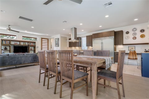 Tiny photo for 2201 E 9th ST, Austin, TX 78702 (MLS # 9098445)