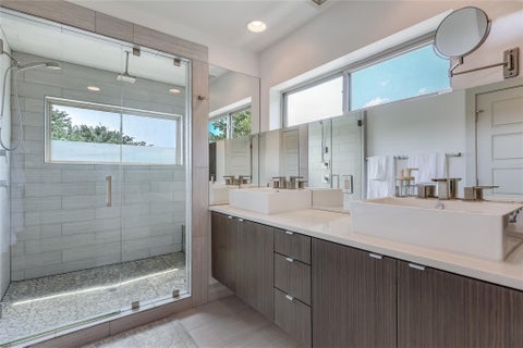 Tiny photo for 2201 E 9th ST, Austin, TX 78702 (MLS # 9098445)