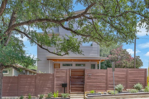 Tiny photo for 2201 E 9th ST, Austin, TX 78702 (MLS # 9098445)