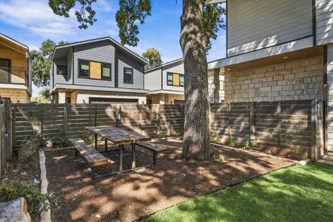 Tiny photo for 5817 Sutherlin RD, Austin, TX 78723 (MLS # 6677847)
