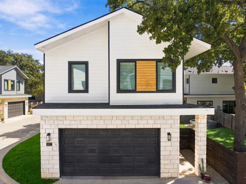 Photo of 5817 Sutherlin RD, Austin, TX 78723 (MLS # 6677847)