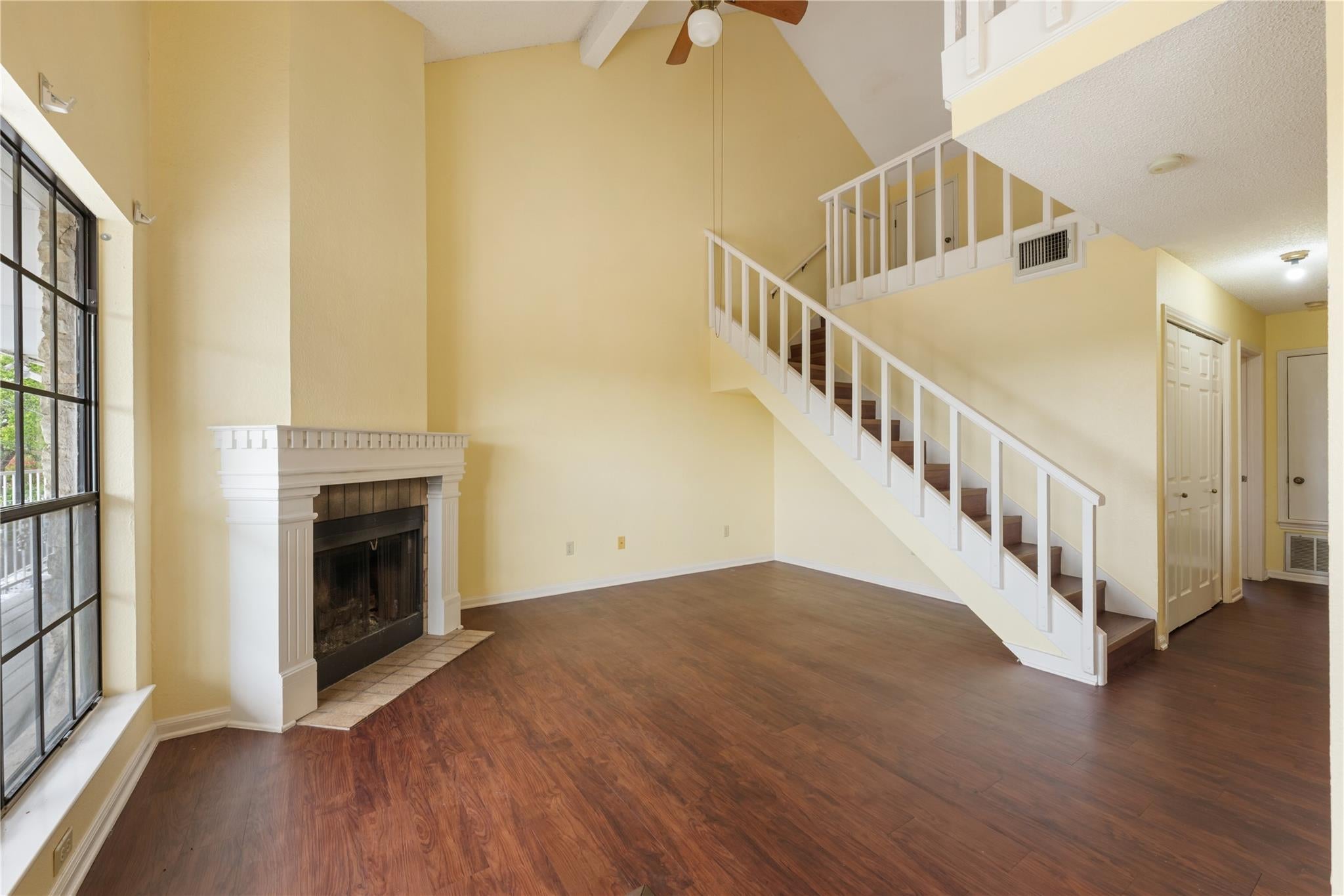1610 Waterston Ave 11