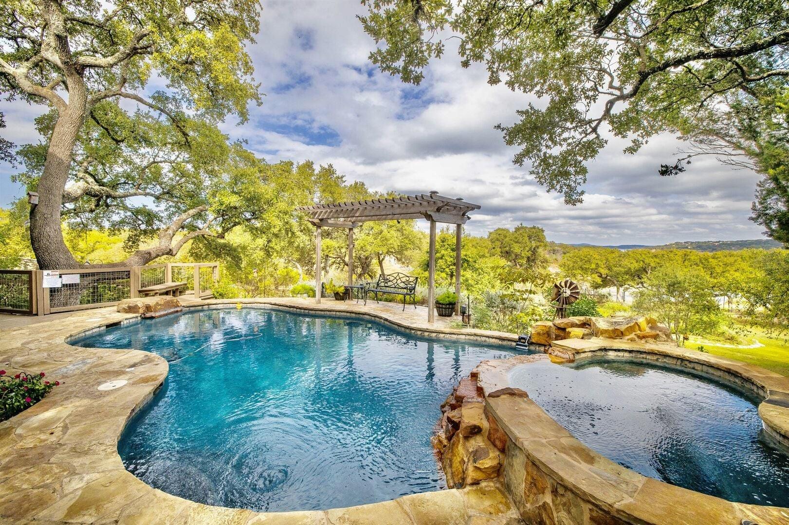 259 Oak Hideaway DR