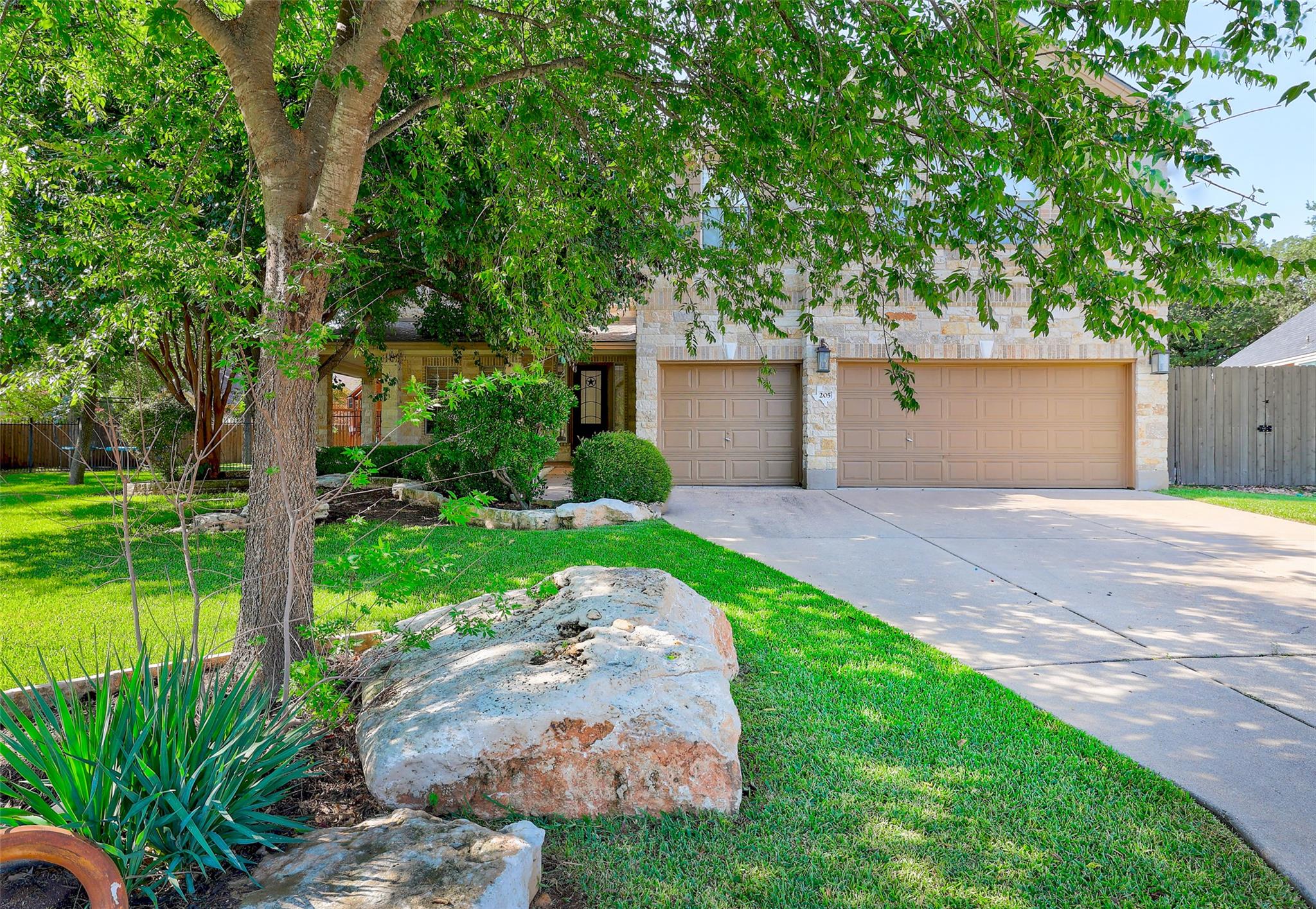 205 Del Aire CT
