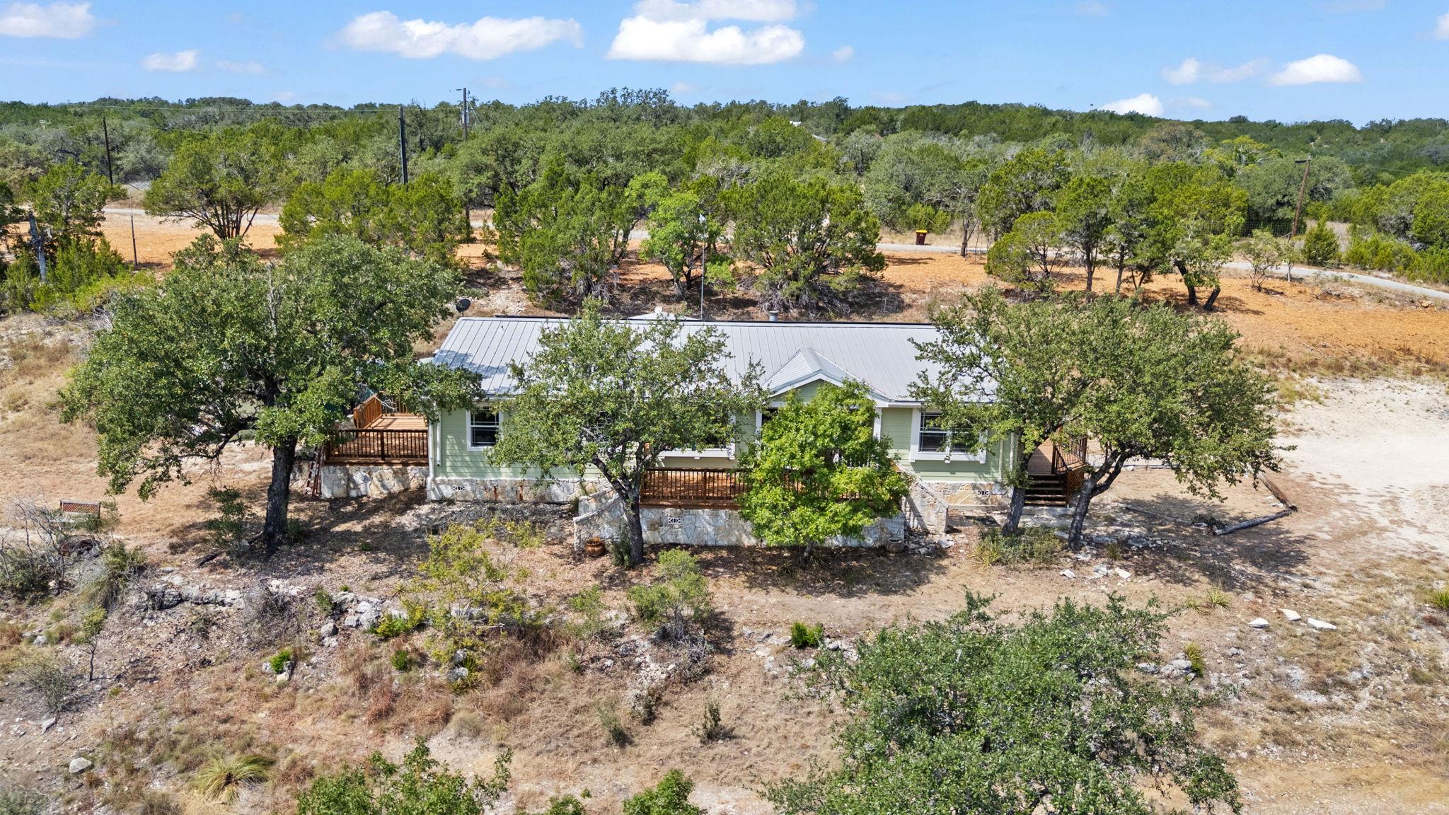 601 Lost Valley RD