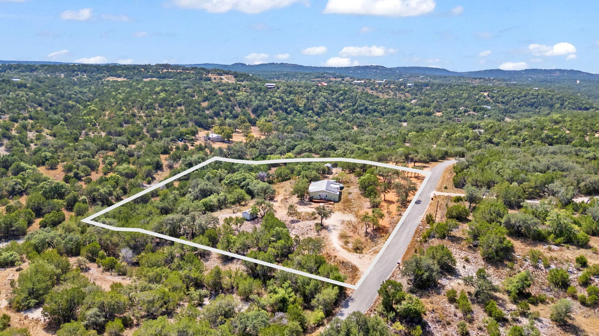 601 Lost Valley RD