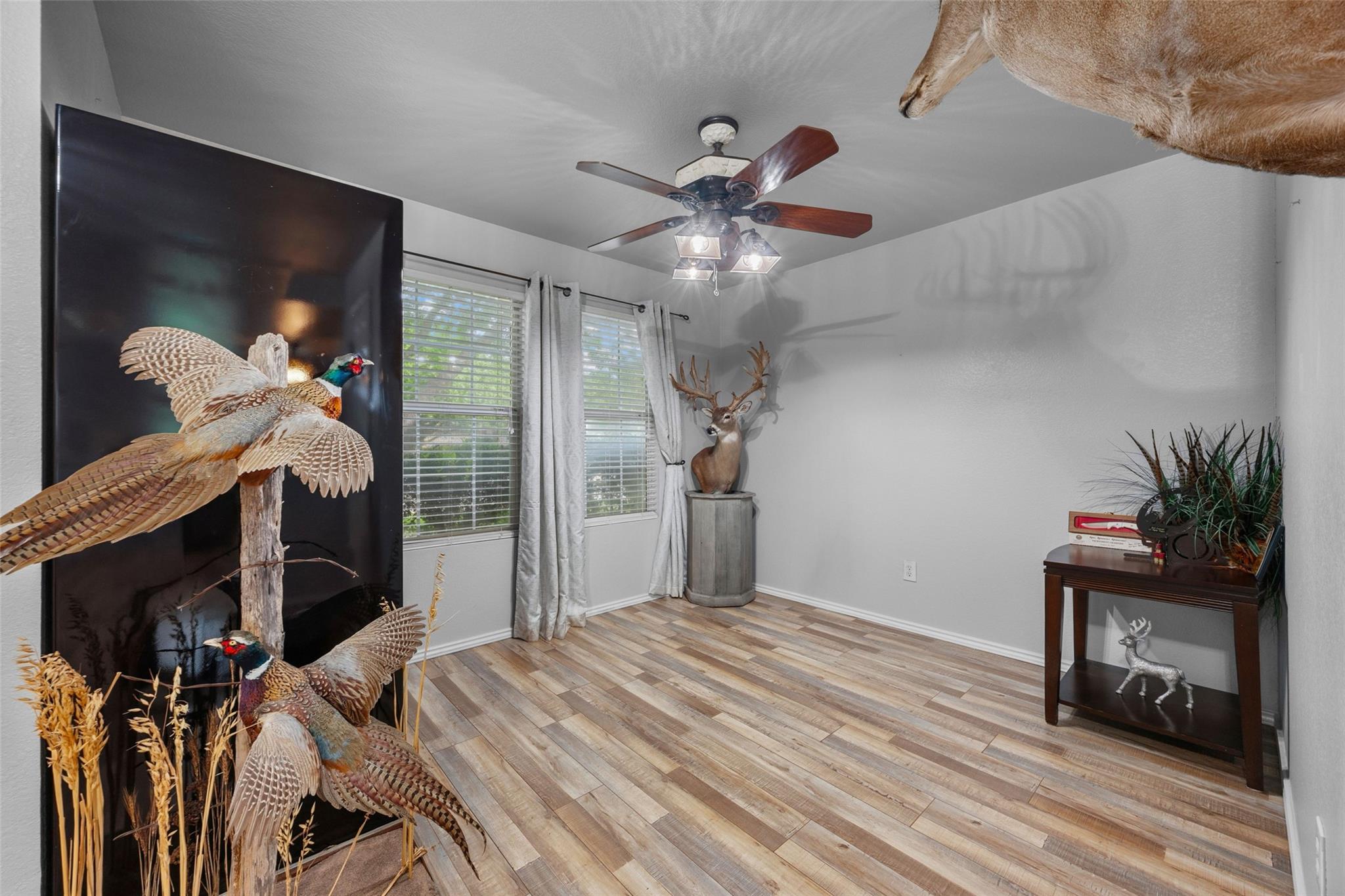 951 Brandi CIR