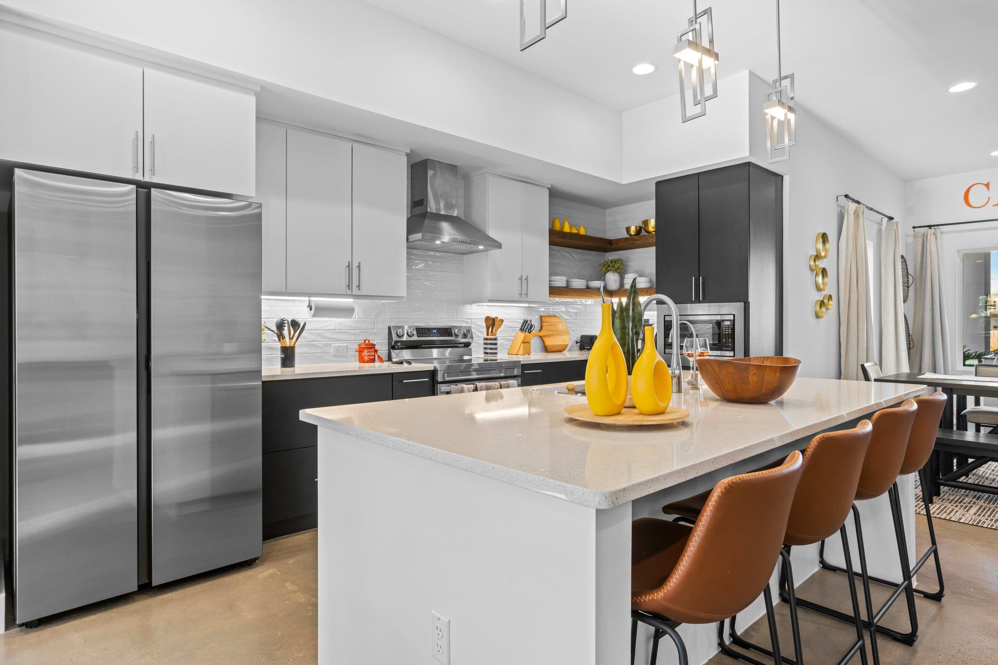 1305 Laurel CV