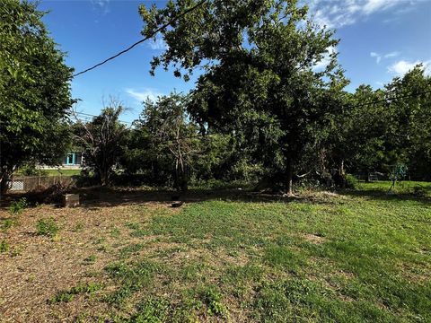 Tiny photo for 4901 York Hill DR, Austin, TX 78723 (MLS # 1717881)