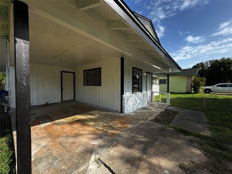 Tiny photo for 4901 York Hill DR, Austin, TX 78723 (MLS # 1717881)