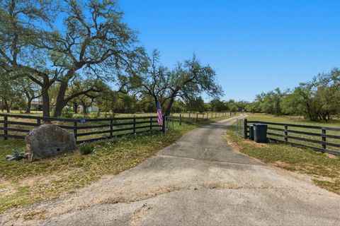 Photo of 600 Misti LN, Driftwood, TX 78619 (MLS # 9616710)