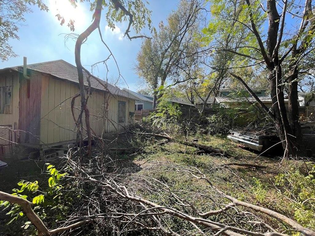 Photo of 3206 E 16th ST, Austin, TX 78721 (MLS # 9100358)