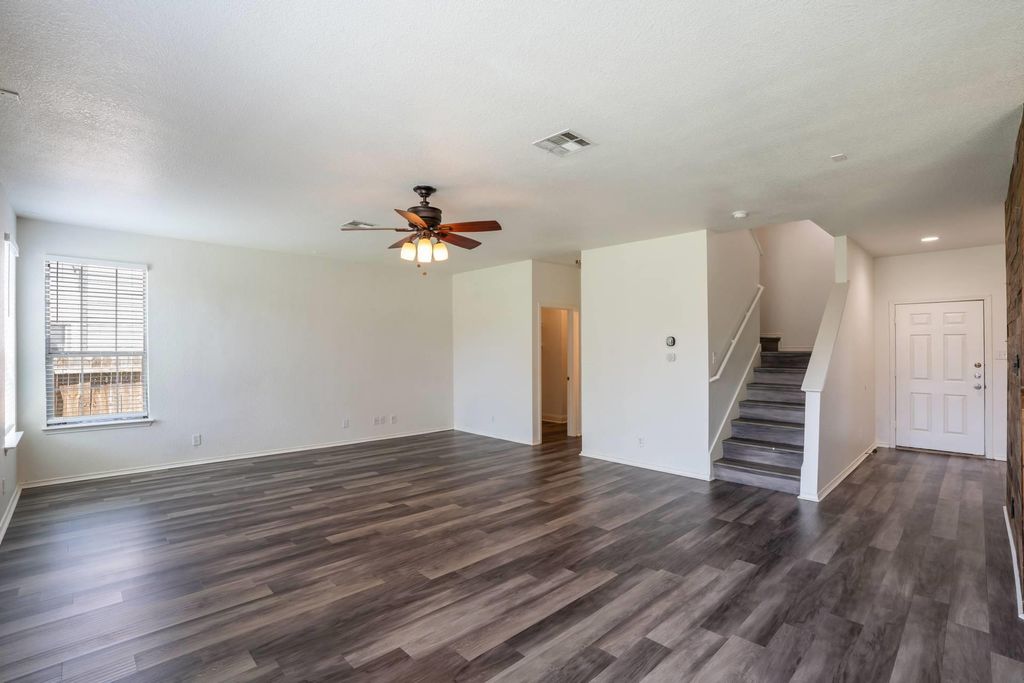 Photo of 711 Abundance LN, Kyle, TX 78640 (MLS # 8229897)