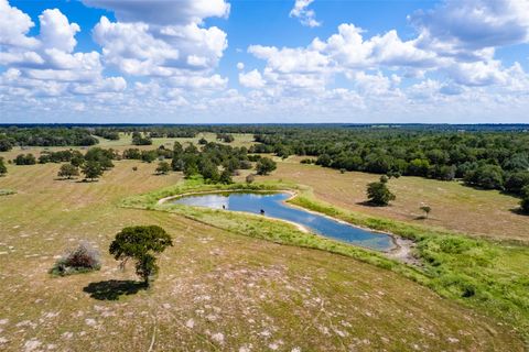 3987 S Highway 304 Rosanky TX 78953
