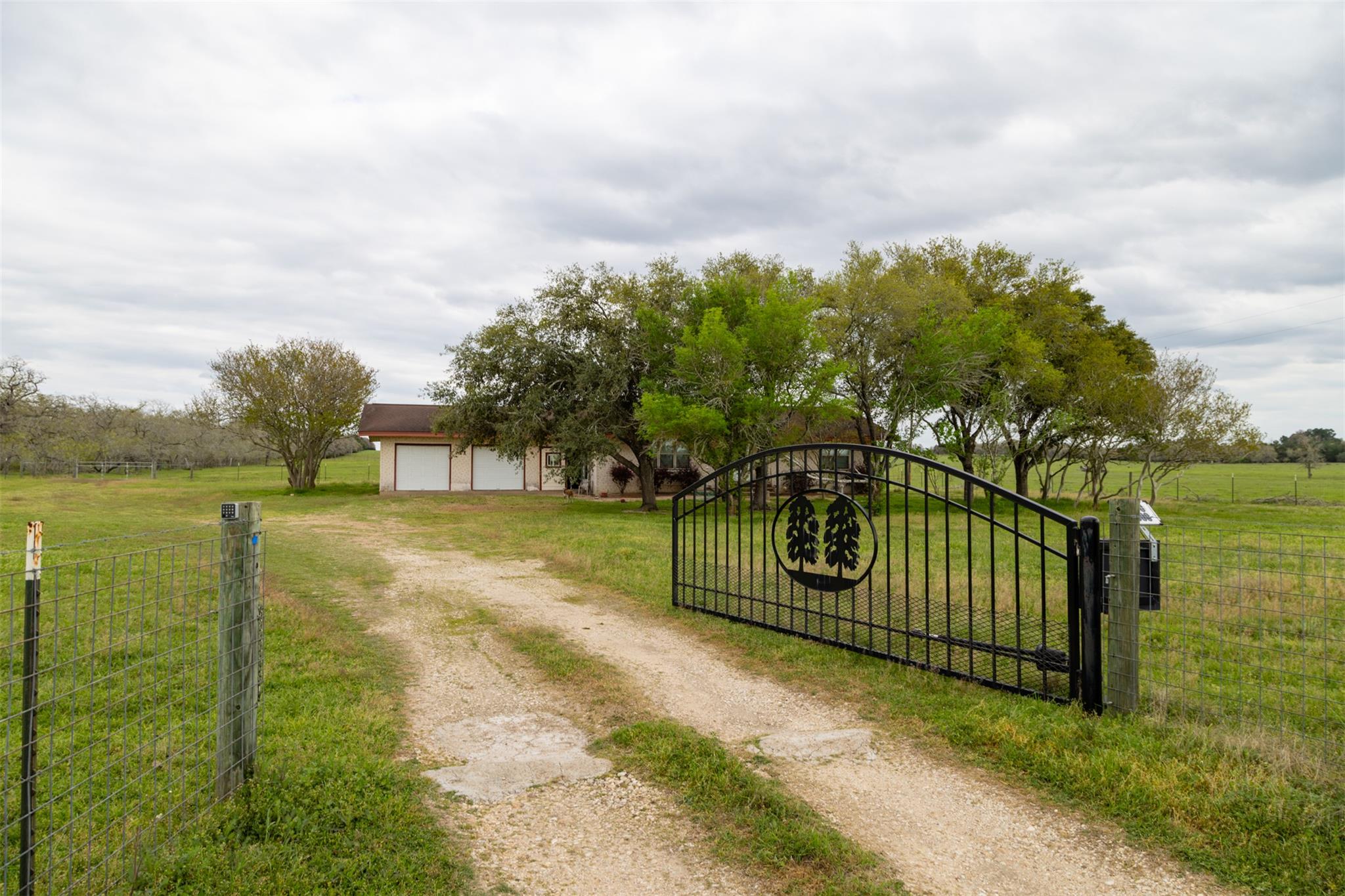 3987 S Highway 304