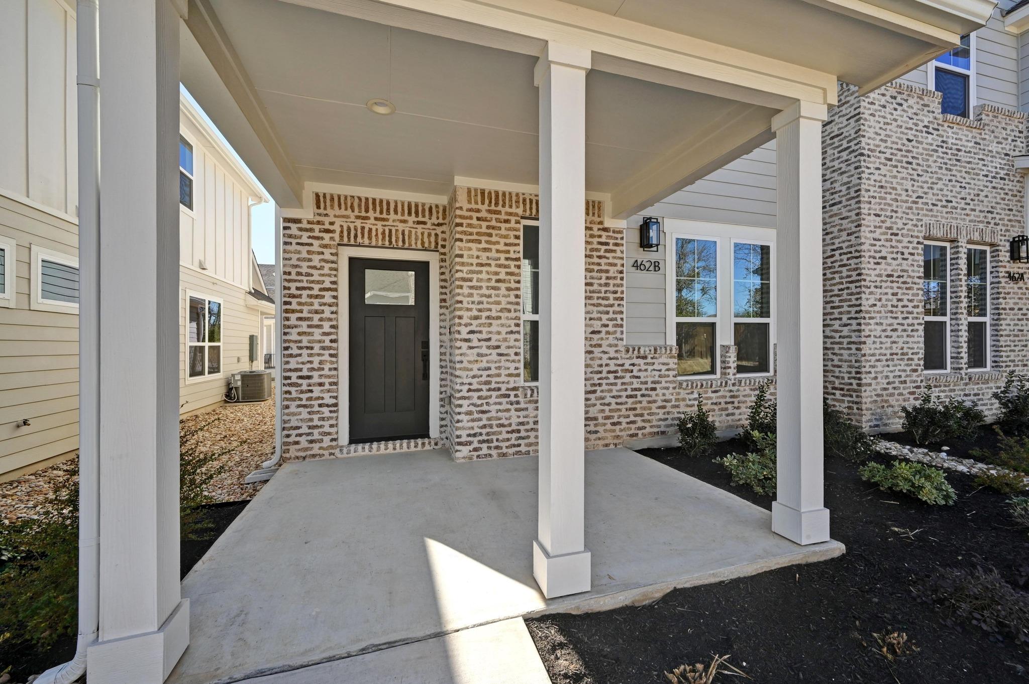 462 Orleanian DR B