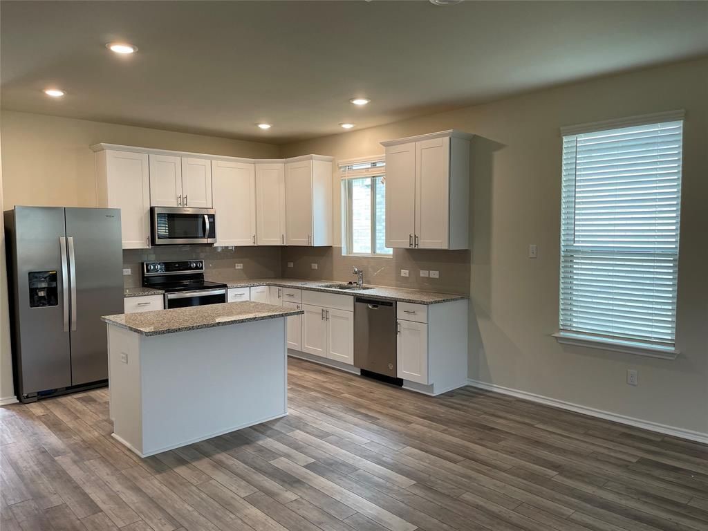 Photo of 105 Onna ST, Taylor, TX 76574 (MLS # 3941032)