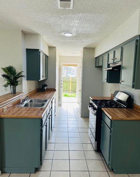 Tiny photo for 16003 Stoneham CIR, Pflugerville, TX 78660 (MLS # 7763368)