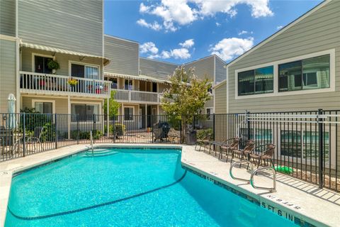 A home in Lago Vista