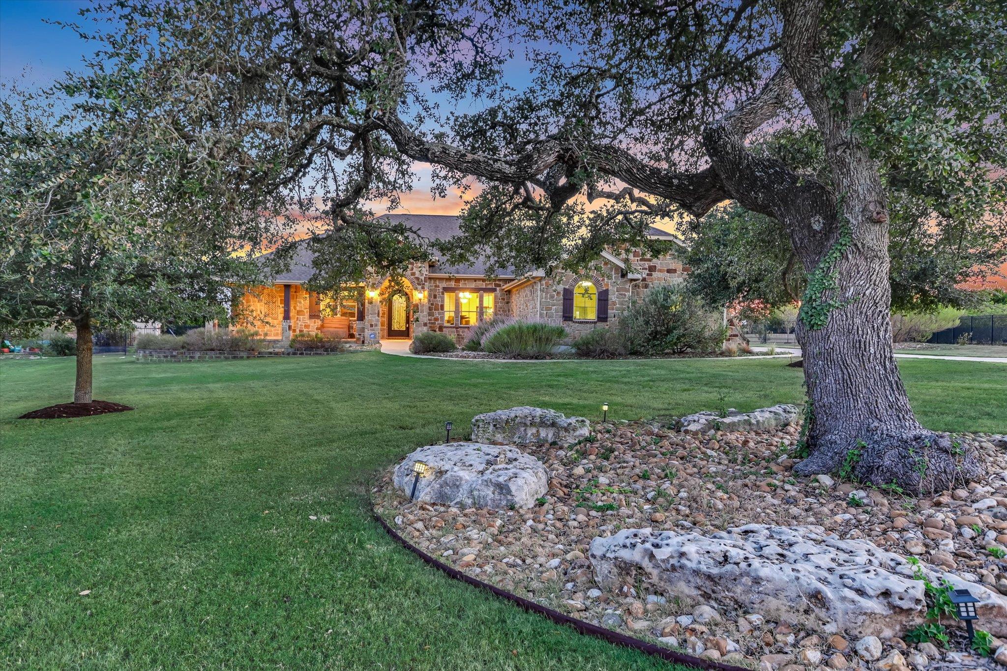 162 Sarahs Spring CV