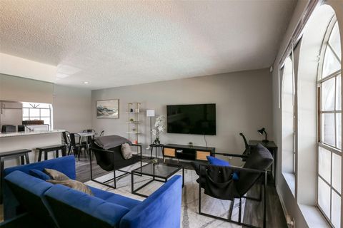 101 E 33rd ST 107 Austin TX 78705