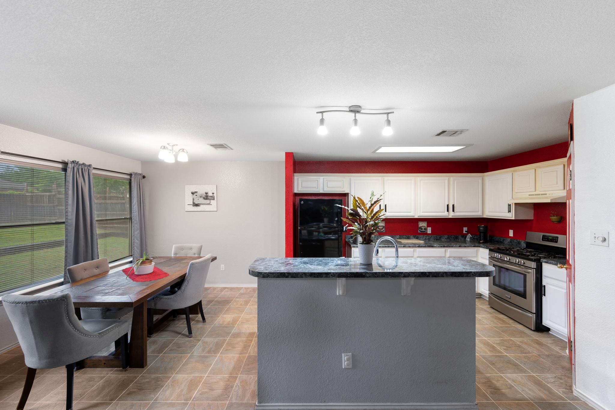 1207 Rolling Ridge DR